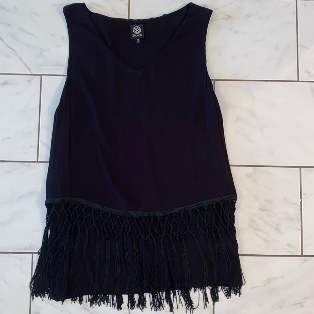 Bobeau sleeveless vneck fringe top size XL